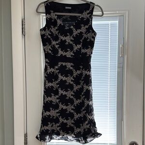 Ann Taylor Black and White Sleeveless Sheath Dress